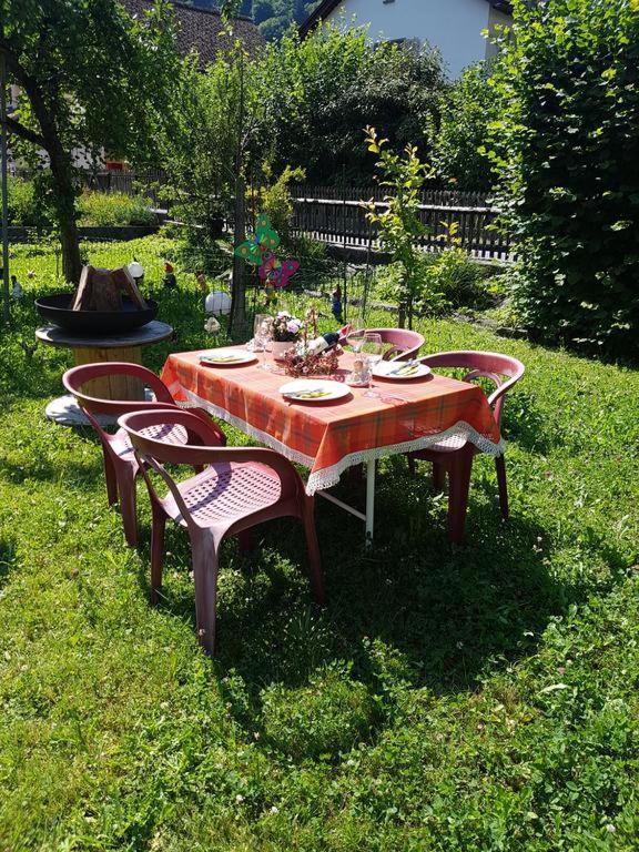 Diese Einfache Unterkunft- Bergheimat Ist Nur Fuer Backpacker- Rucksacktouristen Und Radfahrer - Huettenfeeling Im Backpackerhoues- Ganz Einfach - Ganz Unkompliziert - Ganz Relaxd Villa Linthal Exteriör bild