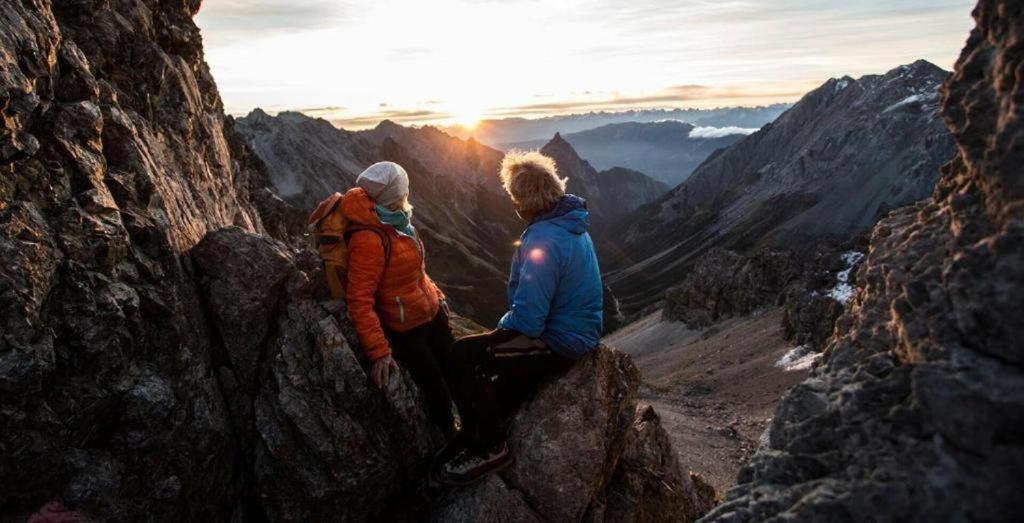 Diese Einfache Unterkunft- Bergheimat Ist Nur Fuer Backpacker- Rucksacktouristen Und Radfahrer - Huettenfeeling Im Backpackerhoues- Ganz Einfach - Ganz Unkompliziert - Ganz Relaxd Villa Linthal Exteriör bild